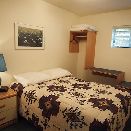 Whale'S Tail Guest Suites Уклуелет Стая снимка